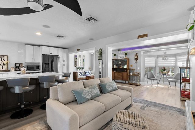 1605 Treemont Avenue, Jupiter, FL 33469