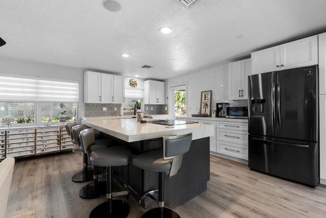 1605 Treemont Avenue, Jupiter, FL 33469