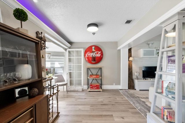 1605 Treemont Avenue, Jupiter, FL 33469