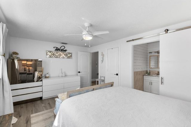 1605 Treemont Avenue, Jupiter, FL 33469