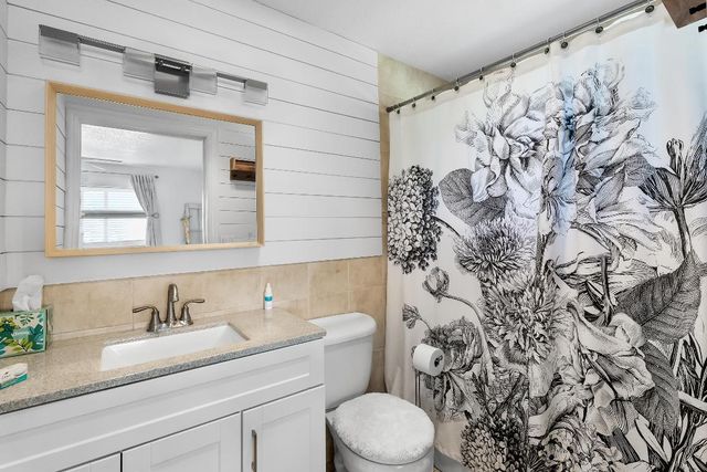 1605 Treemont Avenue, Jupiter, FL 33469