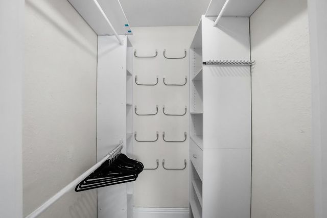 1605 Treemont Avenue, Jupiter, FL 33469