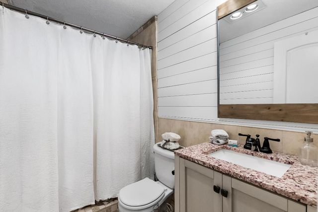 1605 Treemont Avenue, Jupiter, FL 33469