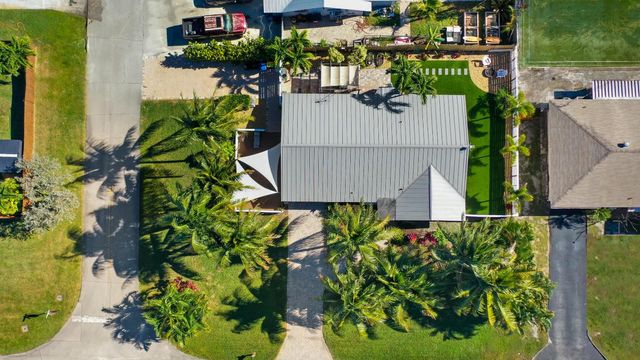 1605 Treemont Avenue, Jupiter, FL 33469