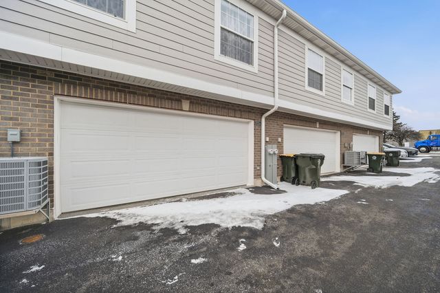 7214 Farmstead Lane, Hanover Park, IL 60133