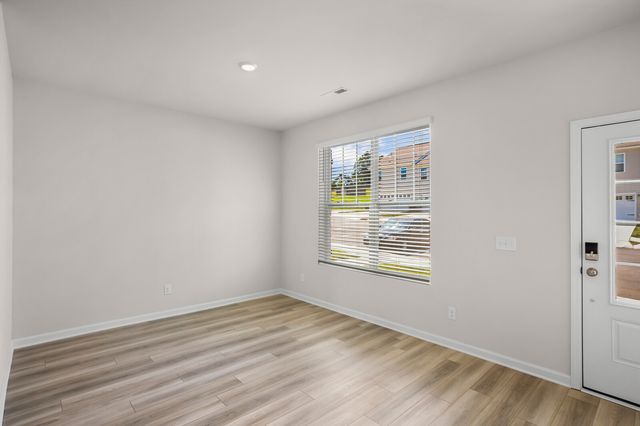 2719 Fordham St, Columbia, TN 38401