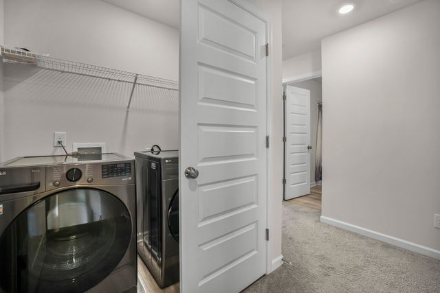 2719 Fordham St, Columbia, TN 38401