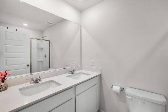 2719 Fordham St, Columbia, TN 38401