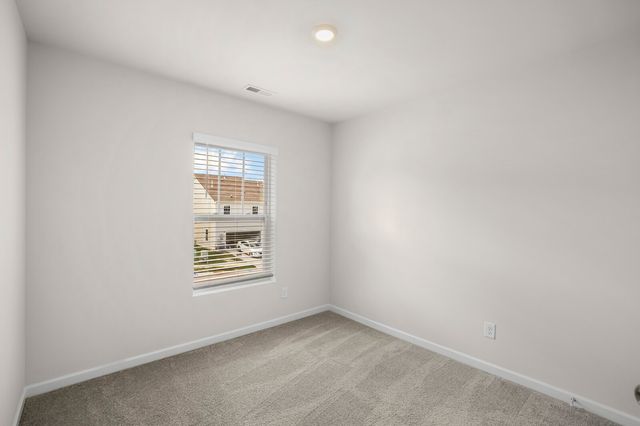 2719 Fordham St, Columbia, TN 38401
