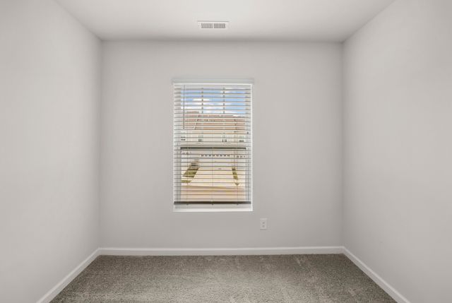 2719 Fordham St, Columbia, TN 38401