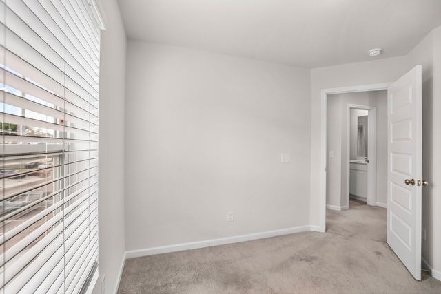 2719 Fordham St, Columbia, TN 38401