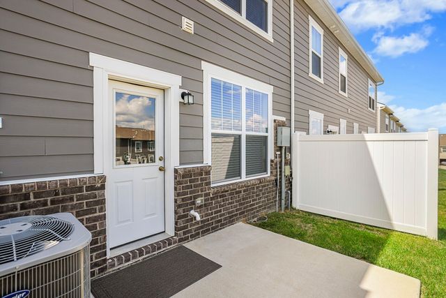 2719 Fordham St, Columbia, TN 38401