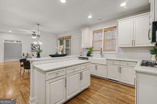 1787 Trilogy Park Drive, Hoschton, GA 30548