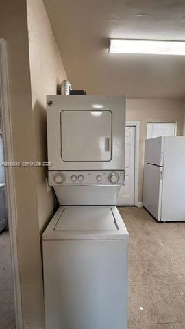 646 NW 14th Ter APT EAST, Fort Lauderdale, FL 33311