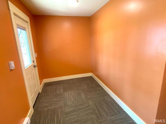 956 SW C Street, Linton, IN 47441