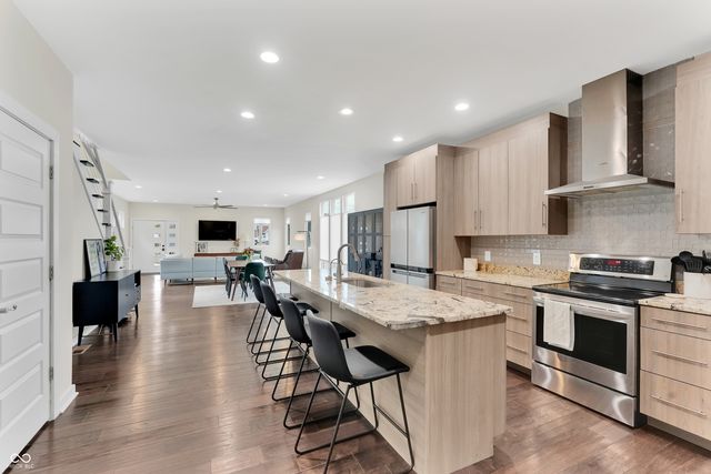 1245 Ringgold Avenue, Indianapolis, IN 46203