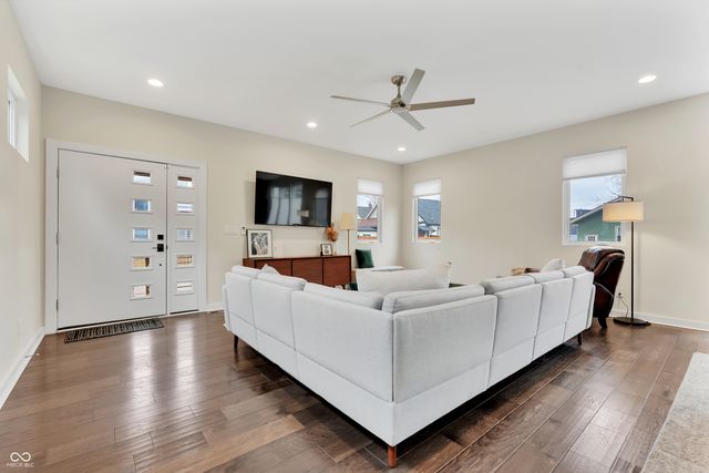 1245 Ringgold Avenue, Indianapolis, IN 46203