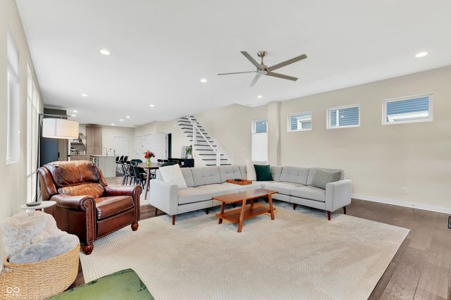 1245 Ringgold Avenue, Indianapolis, IN 46203