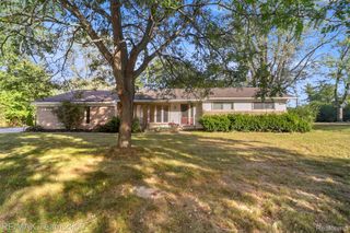1659 Ledbury Drive, Bloomfield Hills, MI 48304