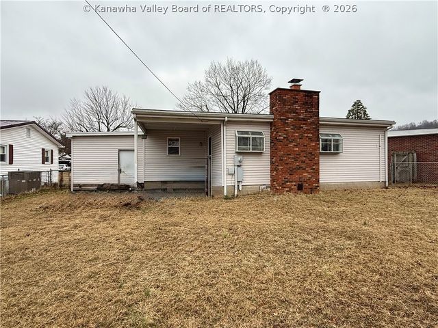 636 Douglas Avenue, Ravenswood, WV 26164