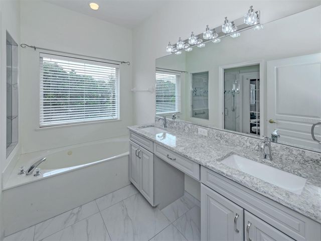 304 LANGHOLM DRIVE, Venice, FL 34293