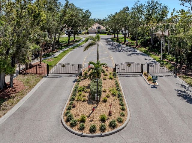 304 LANGHOLM DRIVE, Venice, FL 34293