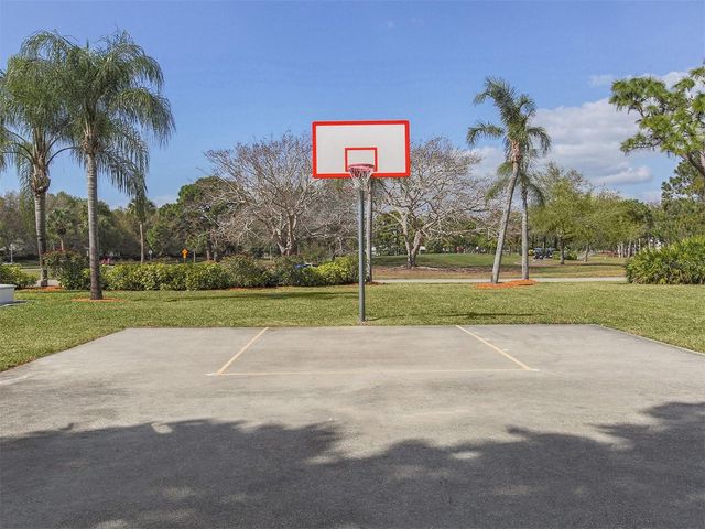 304 LANGHOLM DRIVE, Venice, FL 34293