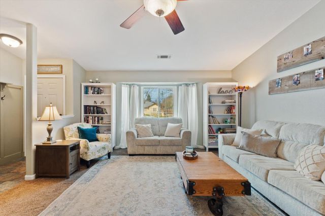 2945 Silo Court, Anderson, CA 96007