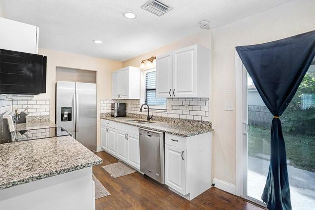 903 N PARK ROAD, Plant City, FL 33563