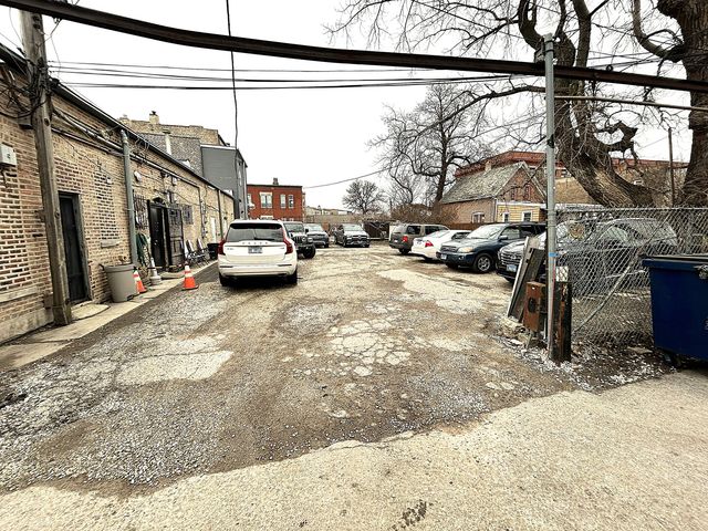 3620 W Division Street, Chicago, IL 60651