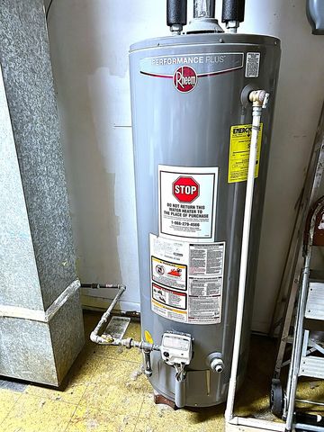 3620 W Division Street, Chicago, IL 60651