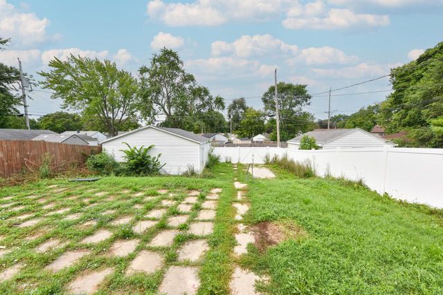 5335 N 68th STREET, Milwaukee, WI 53218