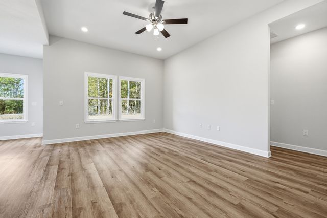 61 Spooner Street, Defuniak Springs, FL 32433