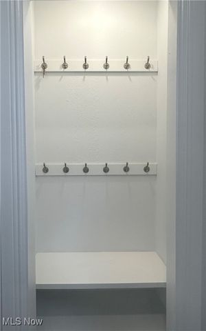 106 E Liberty Street, Girard, OH 44420