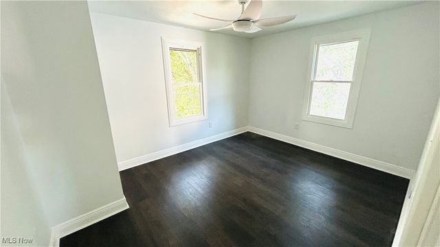 106 E Liberty Street, Girard, OH 44420