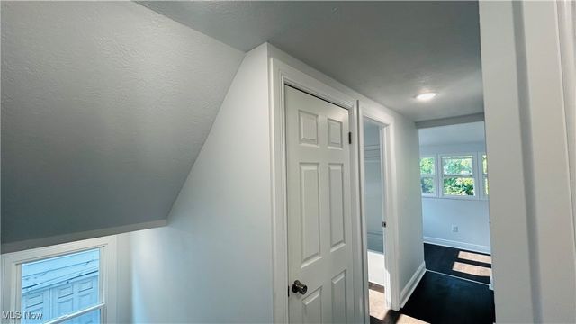 106 E Liberty Street, Girard, OH 44420