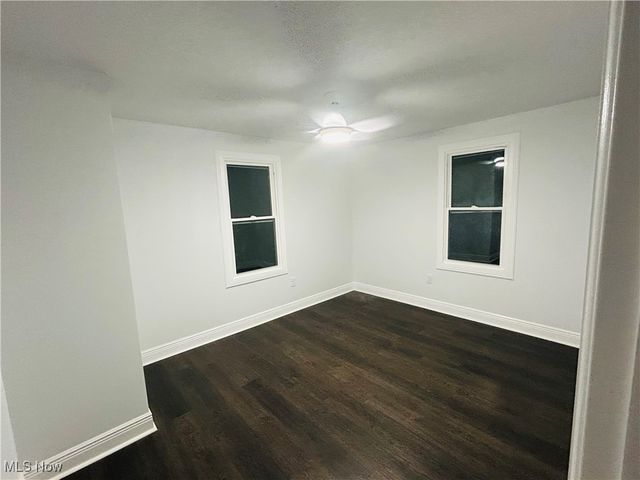 106 E Liberty Street, Girard, OH 44420