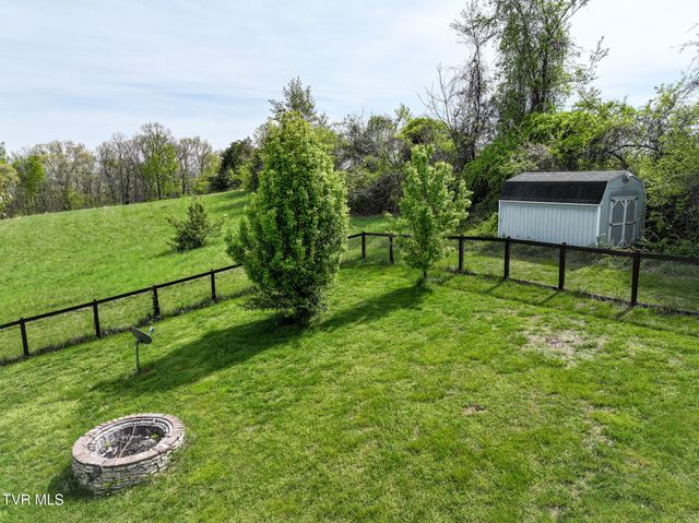 1625 Lick Hollow Road, Greeneville, TN 37743