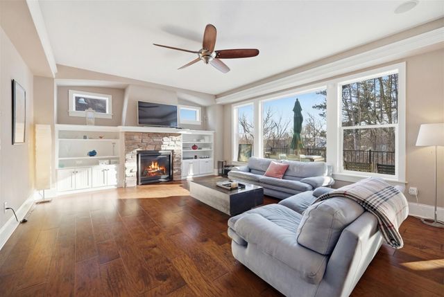 14267 Shady Beach Drive NE, Prior Lake, MN 55372