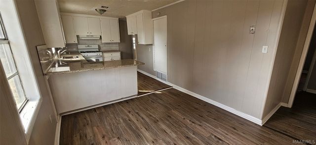 809 BUNCHE Avenue, Prattville, AL 36067