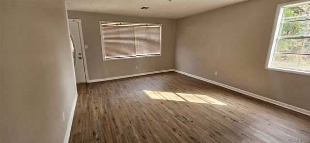 809 BUNCHE Avenue, Prattville, AL 36067