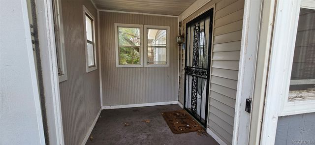 809 BUNCHE Avenue, Prattville, AL 36067