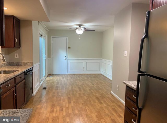 5606 LIGHT INFANTRY DR, Burke, VA 22015