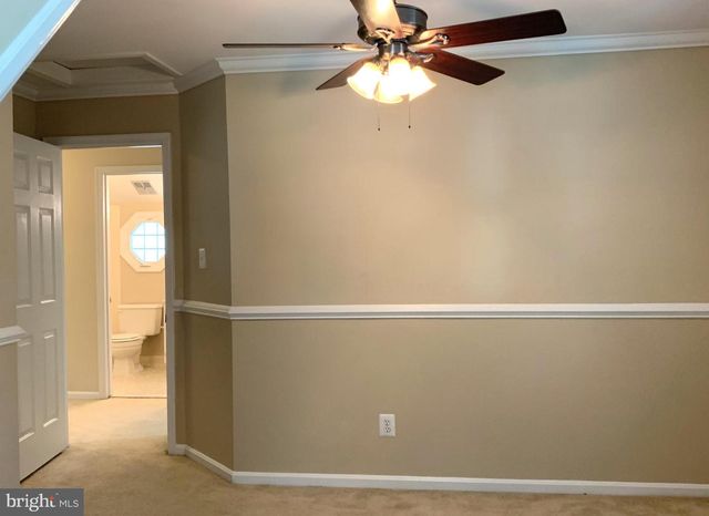 5606 LIGHT INFANTRY DR, Burke, VA 22015