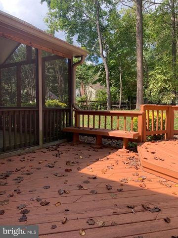 5606 LIGHT INFANTRY DR, Burke, VA 22015