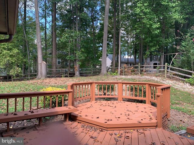 5606 LIGHT INFANTRY DR, Burke, VA 22015