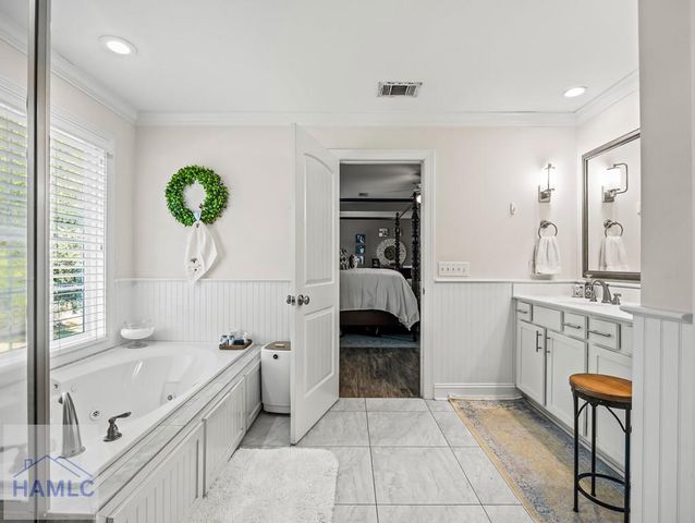 120 Southern Oaks Lane, Saint Simon's Island, GA 31522