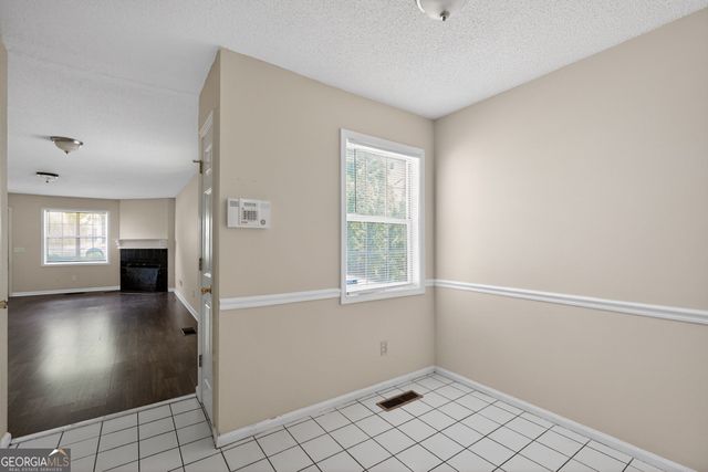1011 Hillsborough Chse, Kennesaw, GA 30144