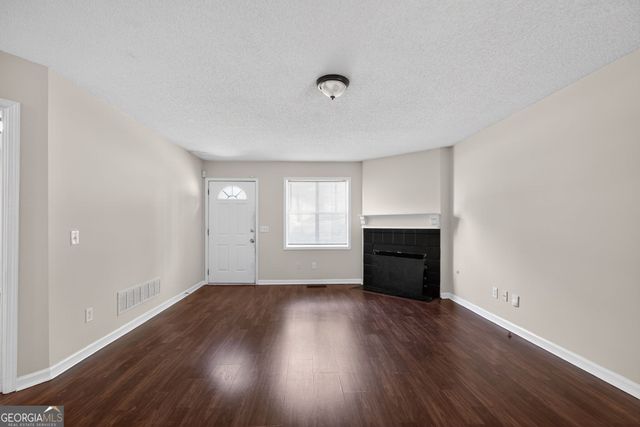 1011 Hillsborough Chse, Kennesaw, GA 30144