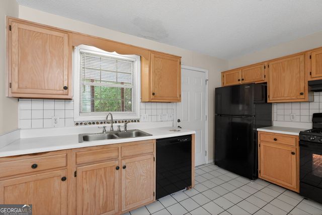 1011 Hillsborough Chse, Kennesaw, GA 30144